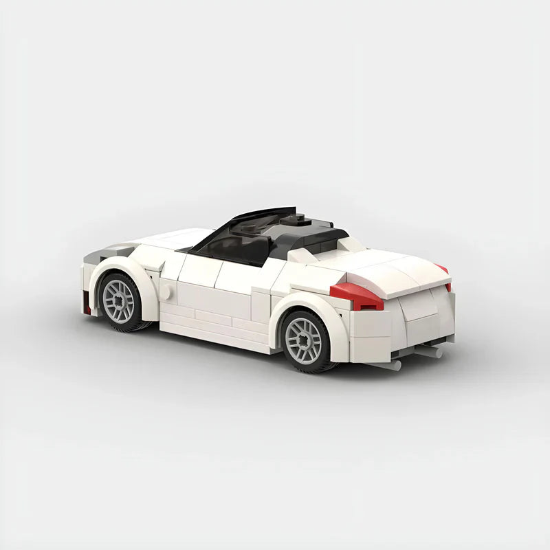 Nissan 350Z Convertible brick model - side profile view - TheBrickTube