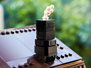 Forest Cabin 85003 | Brick Building Set - Image 13 of 14 | TheBrickTube