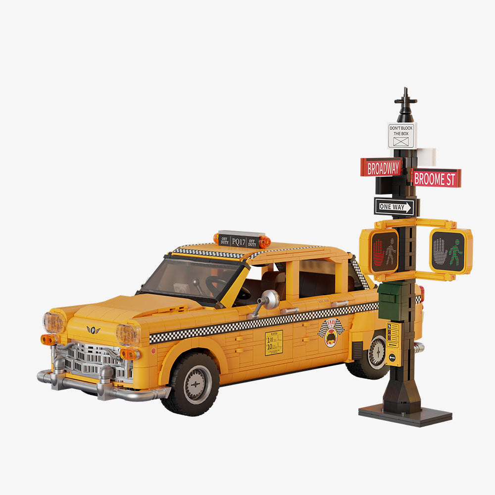 Pantasy New York Yellow Cab 85017 - Main Image | TheBrickTube