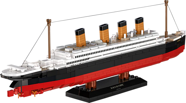 R.M.S. Olympic Ocean Liner Building Set - Image 3 of 6 | TheBrickTube