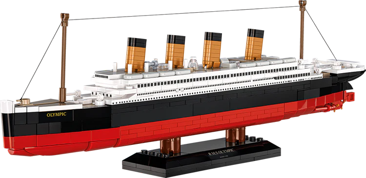 R.M.S. Olympic Ocean Liner Building Set - Image 5 of 6 | TheBrickTube