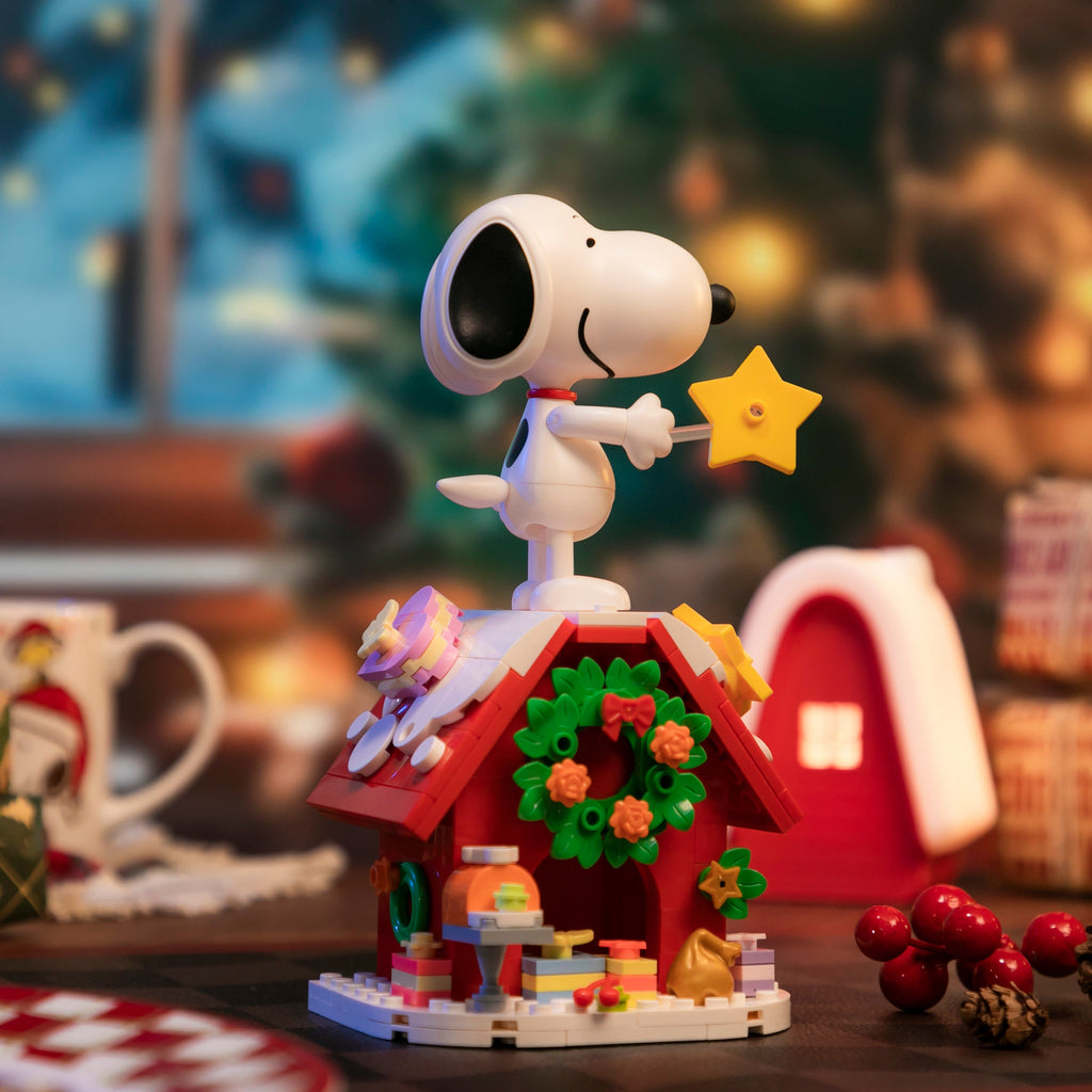 Pantasy x Snoopy Christmas Tree 86909 - Image 3 of 6 | TheBrickTube