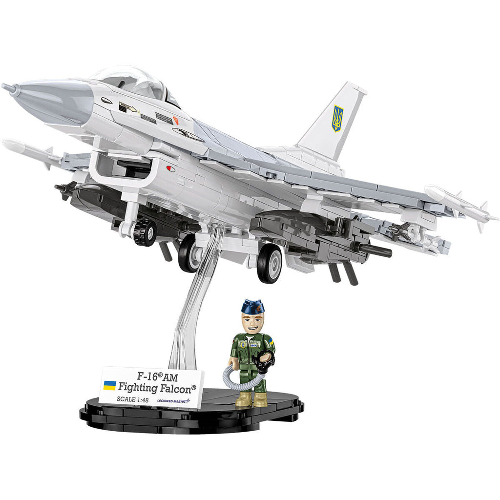 F-16 AM Fighting Falcon Fighter Building Set - Image 6 of 6 | TheBrickTube