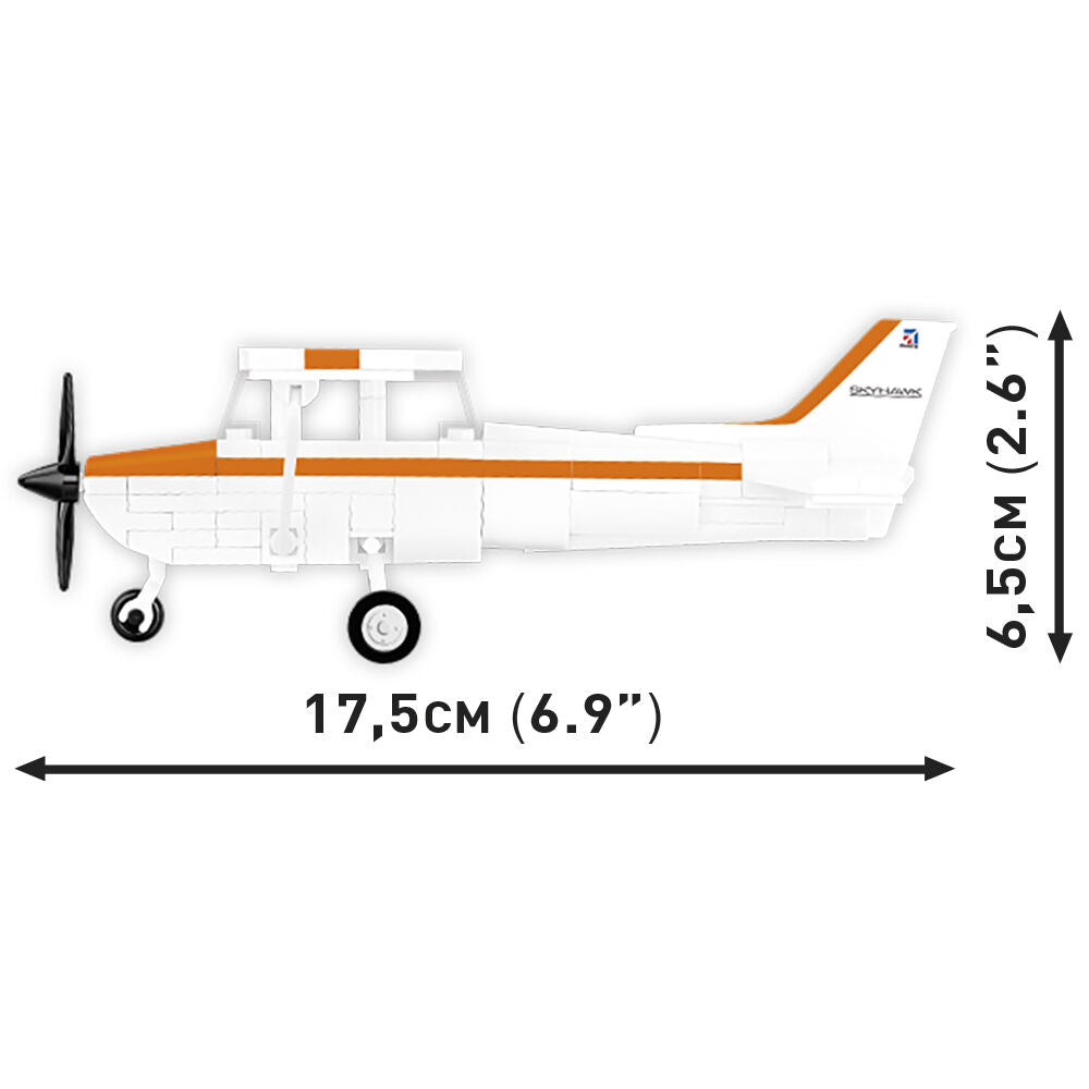 Cessna 172 Skyhawk Aircraft (Orange) Building Set - Image 4 of 6 | TheBrickTube