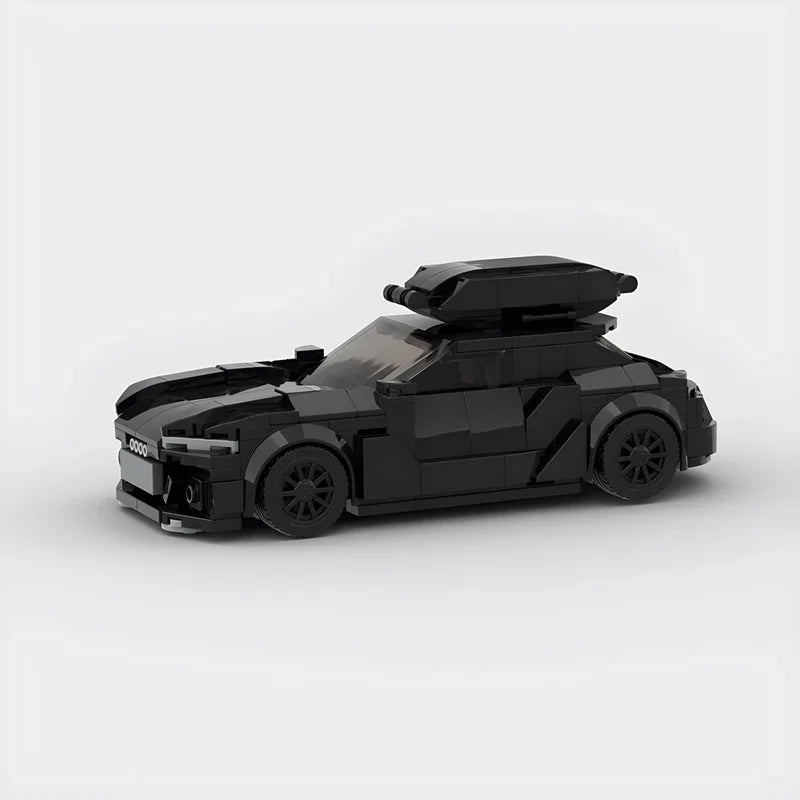 Audi RS6|Black brick model - front angle view - TheBrickTube