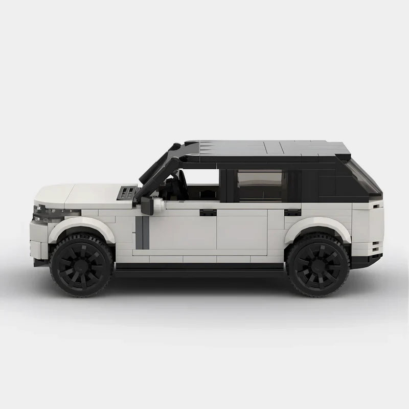 Range Rover brick model - rear angle view - TheBrickTube