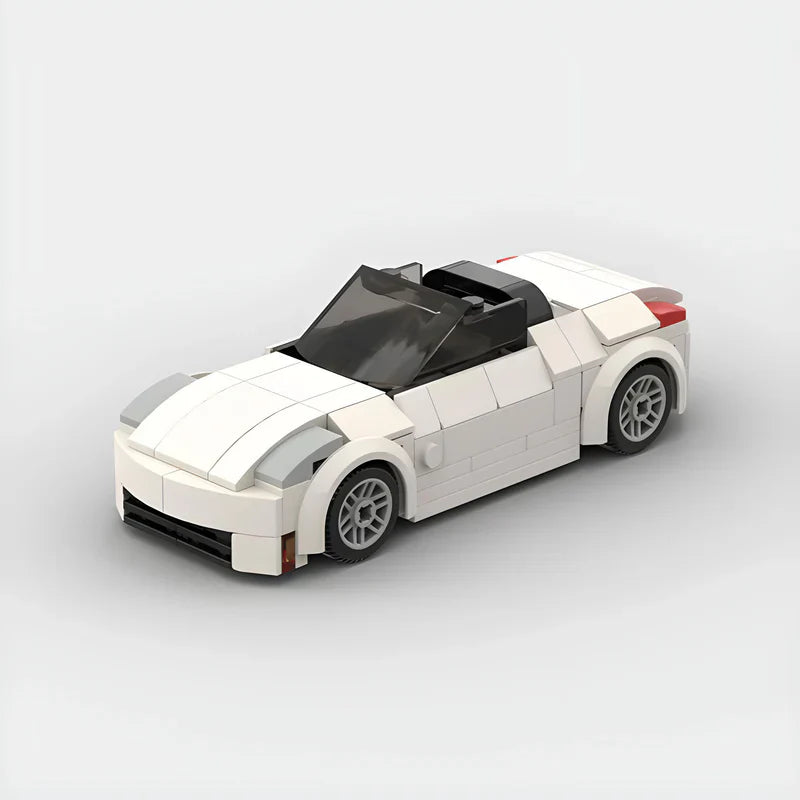 Nissan 350Z Convertible brick model - front angle view - TheBrickTube