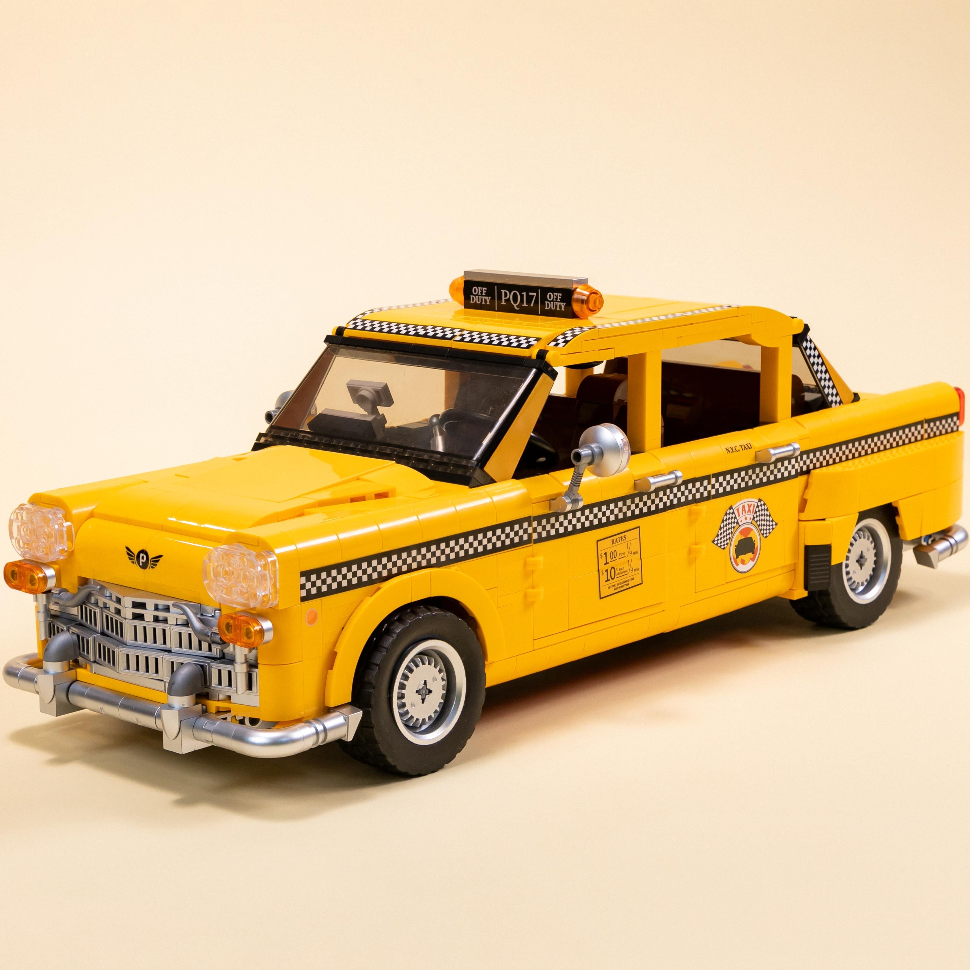 Pantasy New York Yellow Cab 85017 - Image 2 of 9 | TheBrickTube