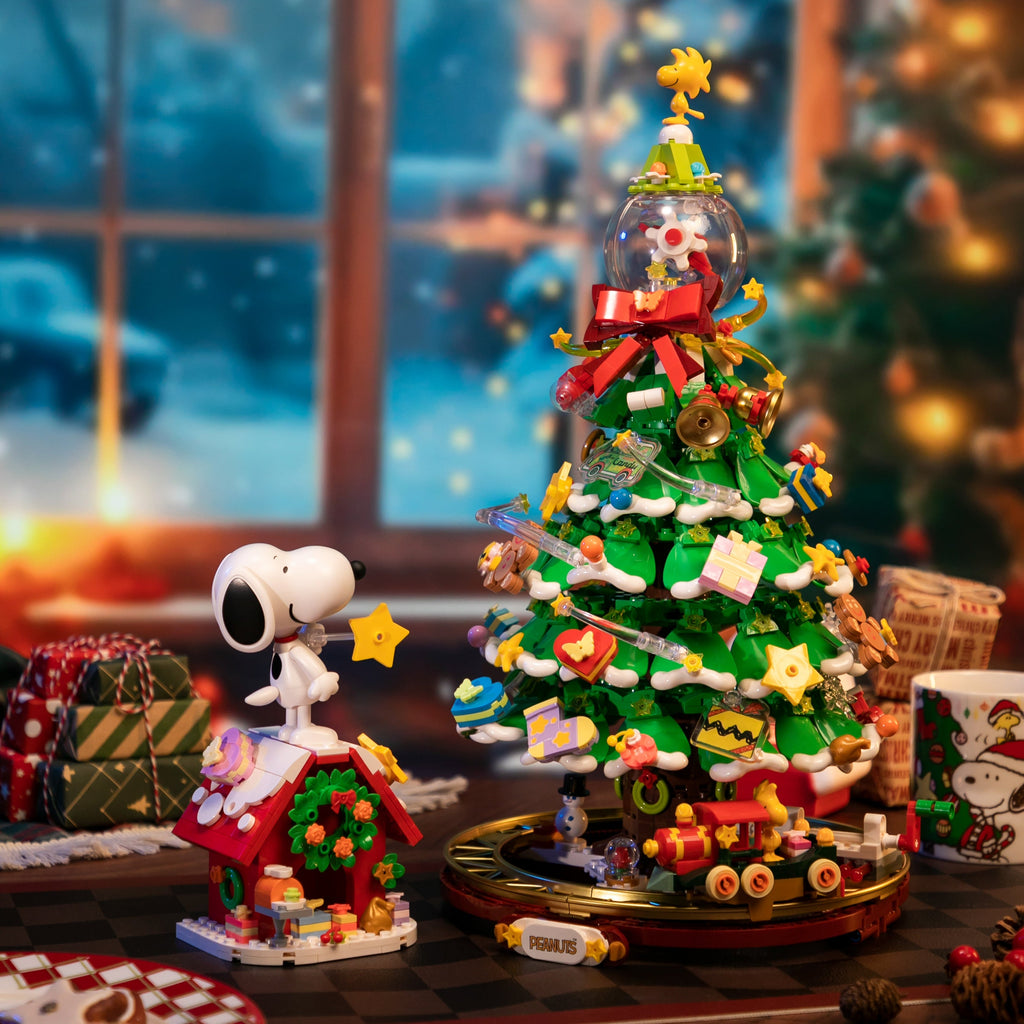 Pantasy x Snoopy Christmas Tree 86909 - Image 5 of 6 | TheBrickTube