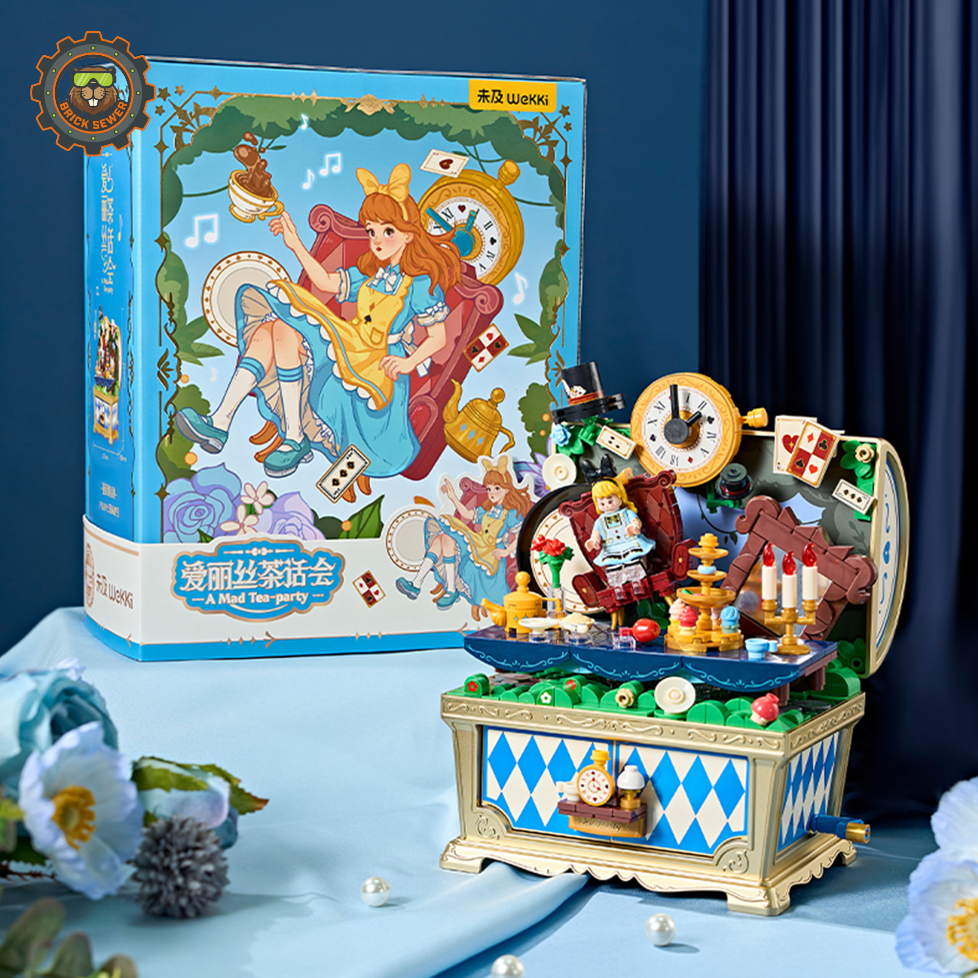 Alice in Wonderland Music Box Building Blocks | Fairytale Teatime Collectible - Image 6 of 8 | TheBrickTube