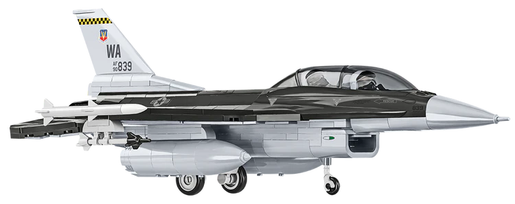 F-16 D Fighting Falcon USAF Fighter Building Set - Image 5 of 6 | TheBrickTube