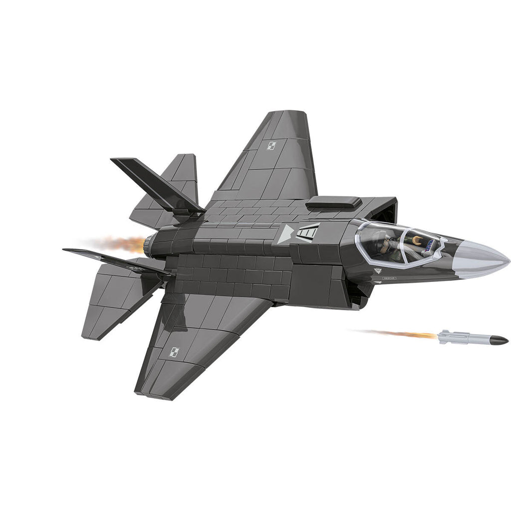 F-35B Lightning II "Husarz" Fighter Jet Building Set - Image 6 of 6 | TheBrickTube