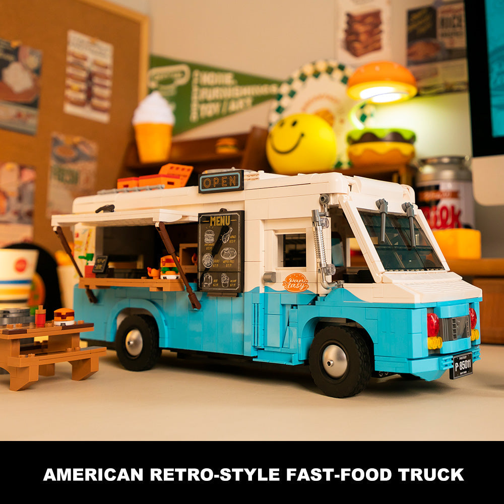 Pantasy Food Truck 85011 - Image 5 of 6 | TheBrickTube