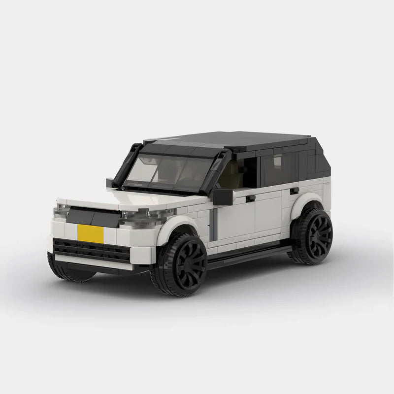 Range Rover brick model - front angle view - TheBrickTube