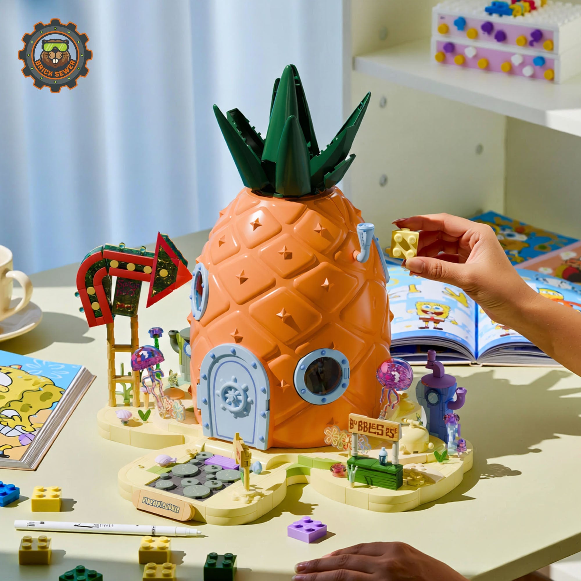 Pineapple House 2313pcs - Image 7 of 14 | TheBrickTube