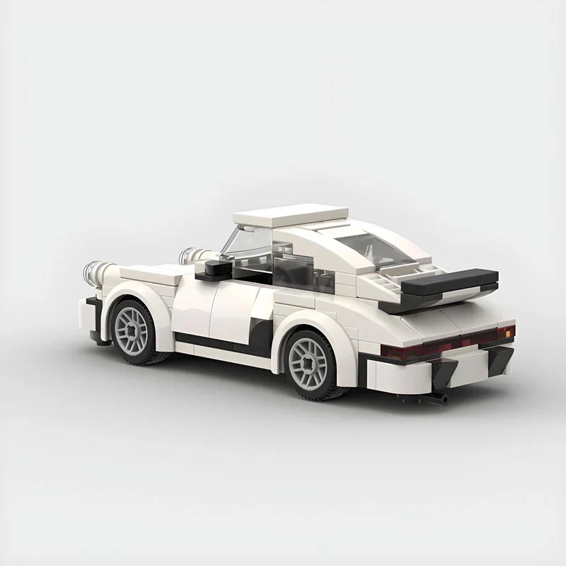 Porsche 911 Classic brick model - side profile view - TheBrickTube