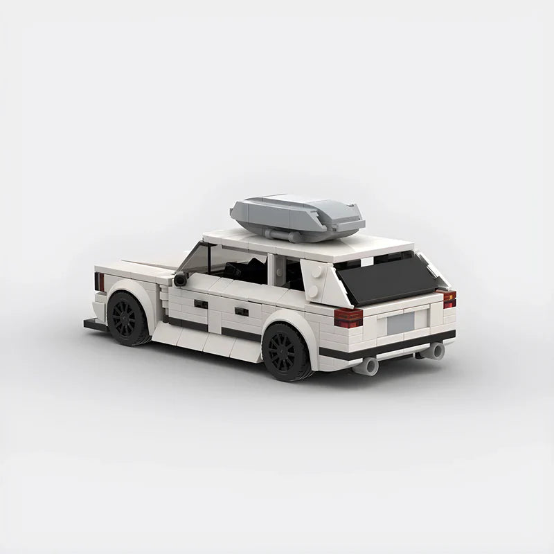 Mercedes-Benz W124 Estate brick model - side profile view - TheBrickTube