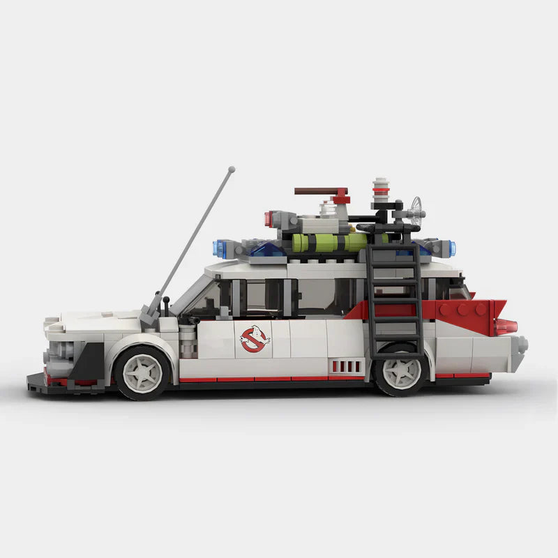 Cadillac Miller-Meteor|ECTO-1 Ghostbusters brick model - display view - TheBrickTube
