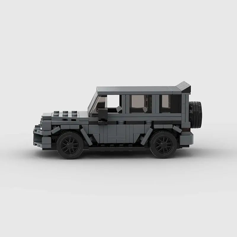 Mercedes-Benz G Wagon G63 brick model - detail close-up - TheBrickTube
