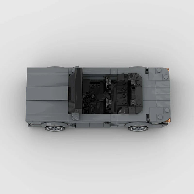 BMW 325i E30 Convertible brick model - three-quarter view - TheBrickTube