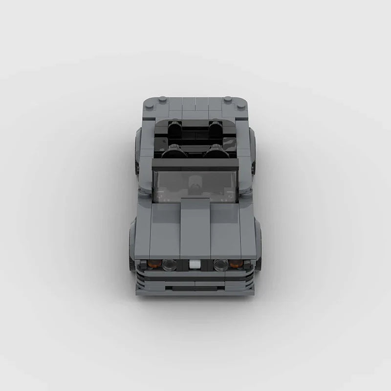 BMW 325i E30 Convertible brick model - detail close-up - TheBrickTube