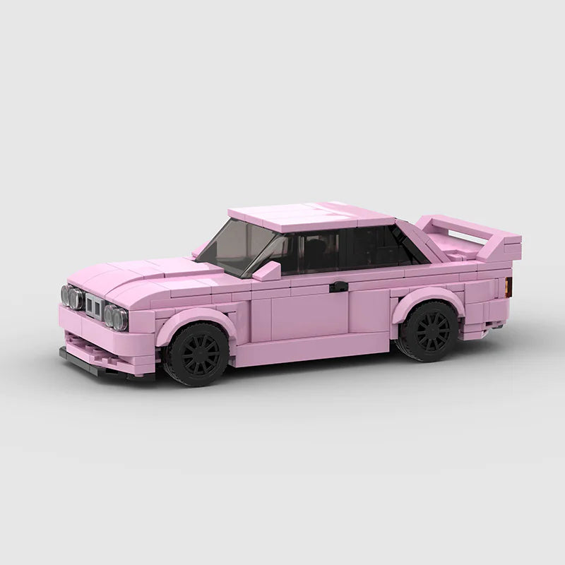 BMW M3 E30|Pink brick model - detail close-up - TheBrickTube