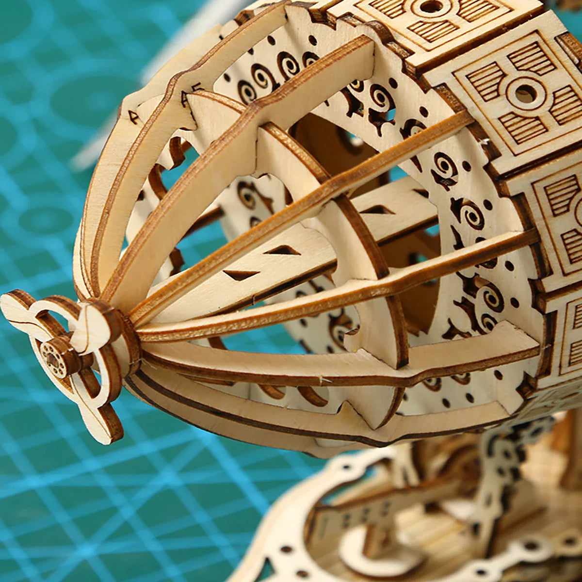 Airship 3D Wooden Puzzle – Mechanical DIY Assembly Model for Home Decor & Displa - Image 5 of 6 | TheBrickTube
