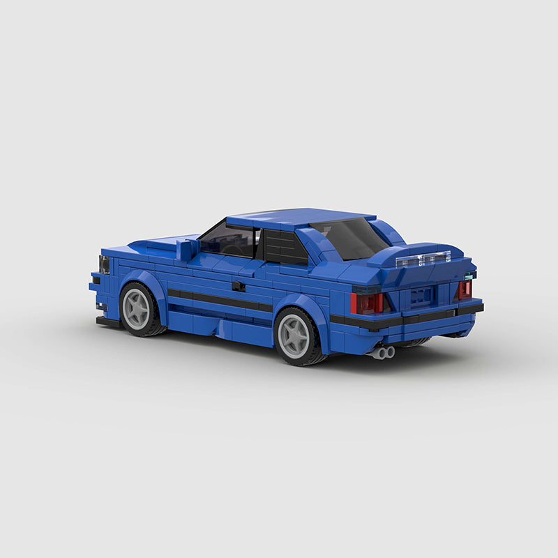 BMW M3 E36|Light Grey brick model - top-down view - TheBrickTube