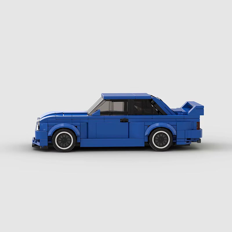 Bmw M3 E30 Blue brick model - rear angle view - TheBrickTube