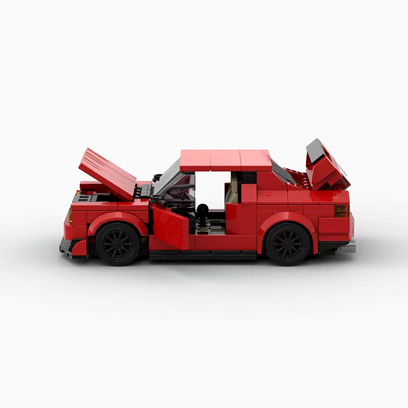 BMW M3 E30|Red brick model - top-down view - TheBrickTube