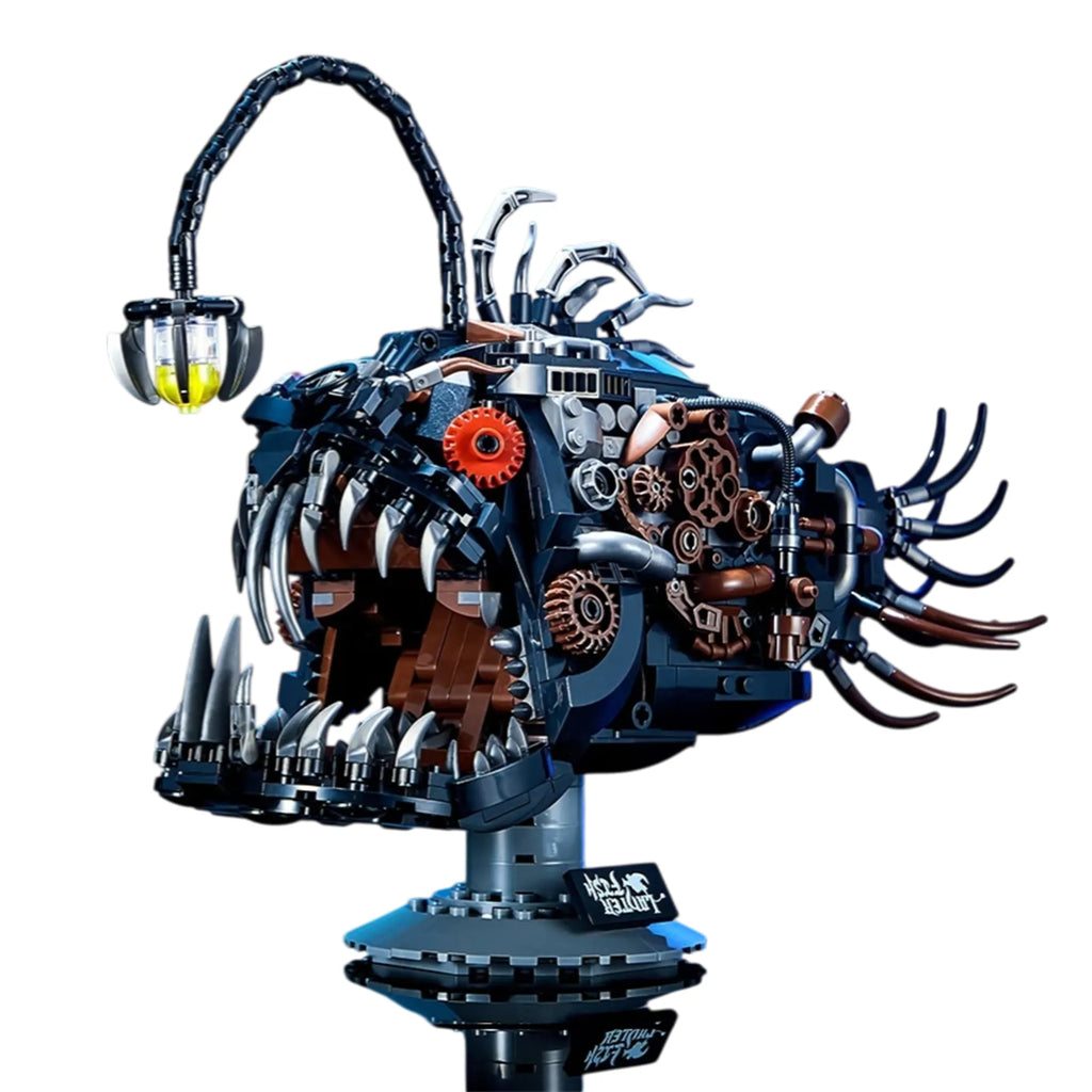 Mechanical Lantern Fish Building Blocks – Light-Up Ocean Model 079 - Main Image | TheBrickTube