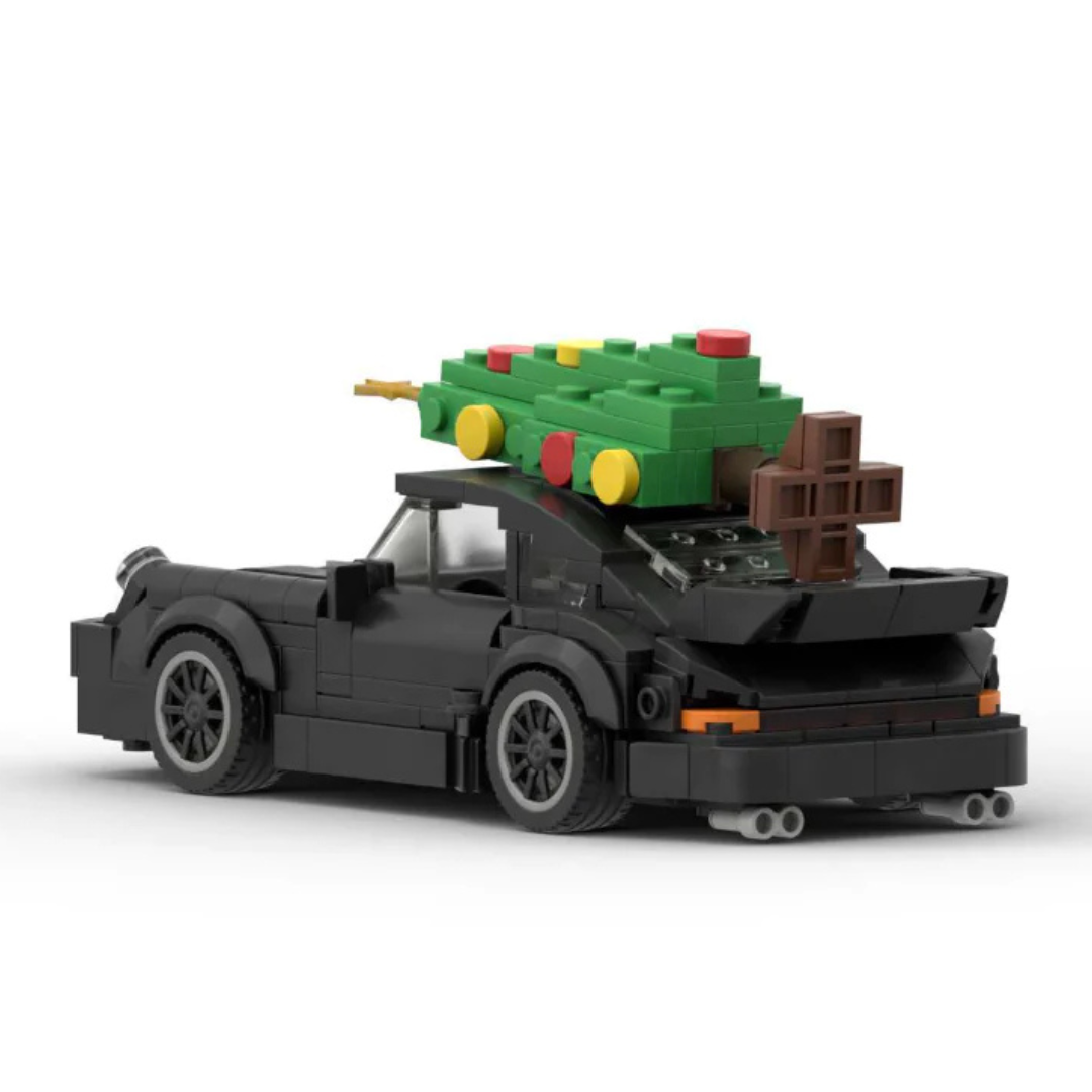 Porsche 911|Christmas Edition brick model - side profile view - TheBrickTube