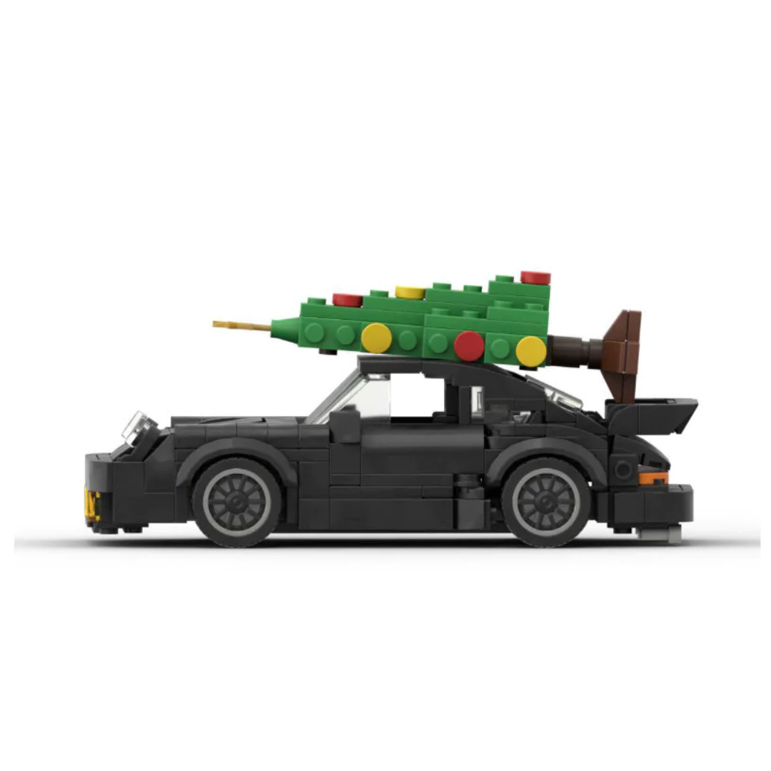 Porsche 911|Christmas Edition brick model - rear angle view - TheBrickTube