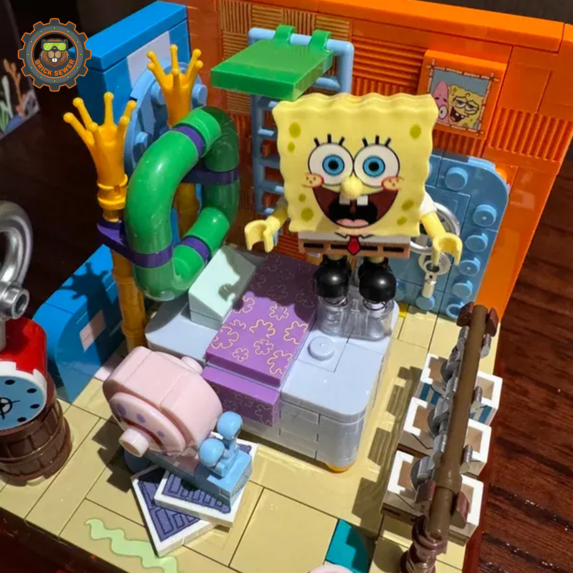 Pineapple House Building Blocks - Image 7 of 9 | TheBrickTube