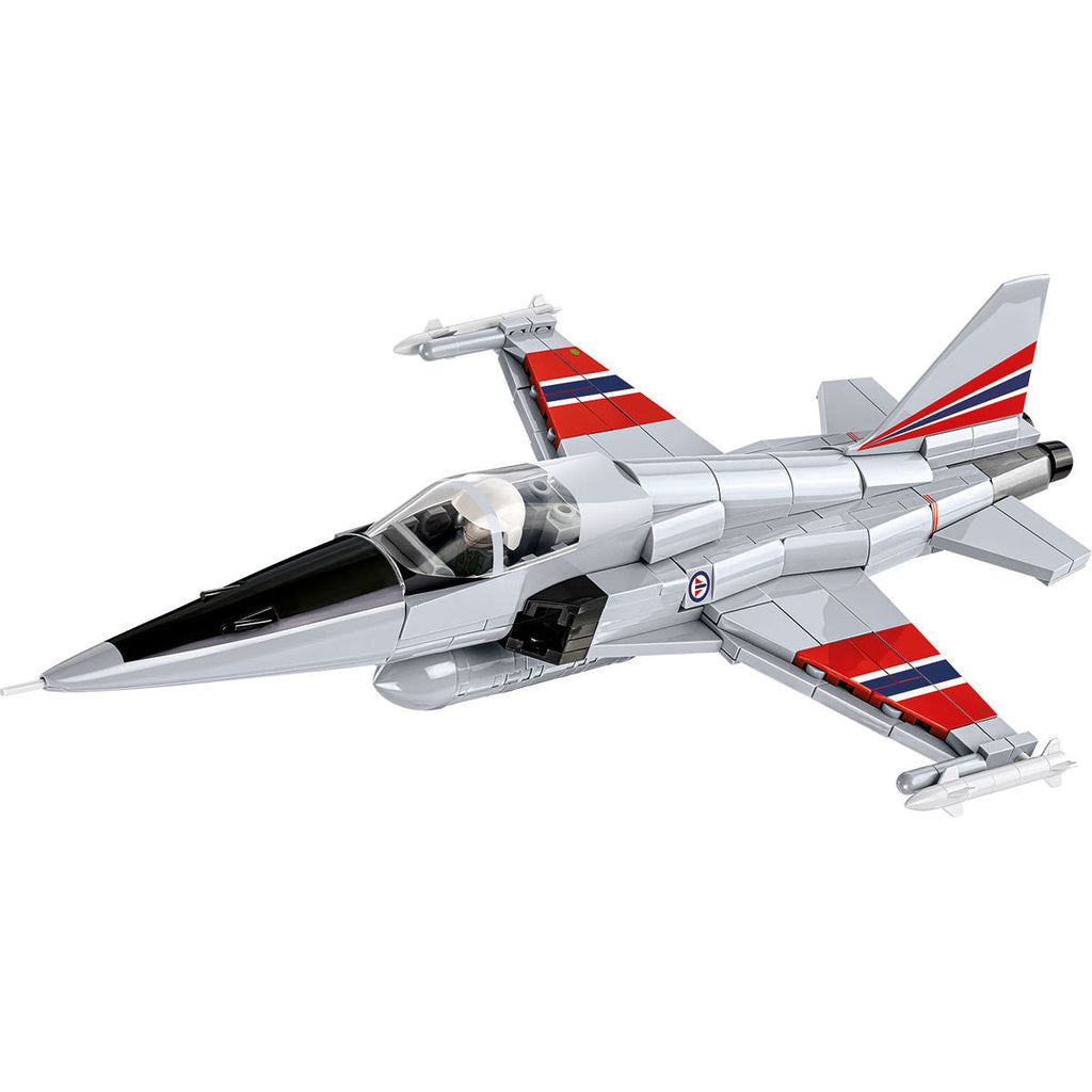 Northrop F-5A Freedom Fighter Jet Building Set - Image 5 of 6 | TheBrickTube
