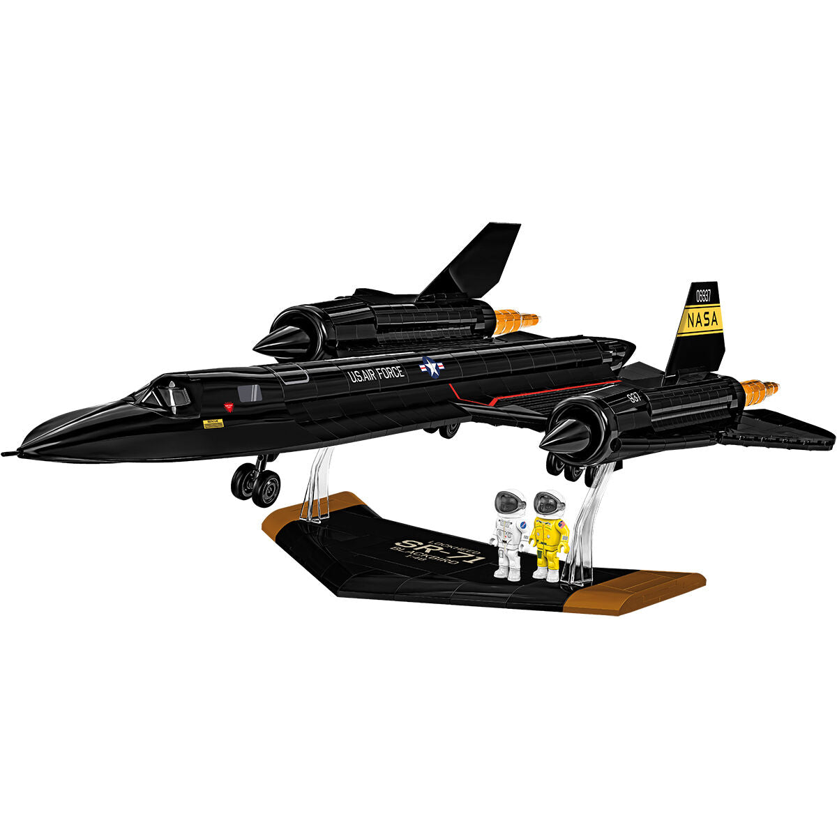 Executive Edition Lockheed SR-71 Blackbird Building Set - Image 6 of 6 | TheBrickTube