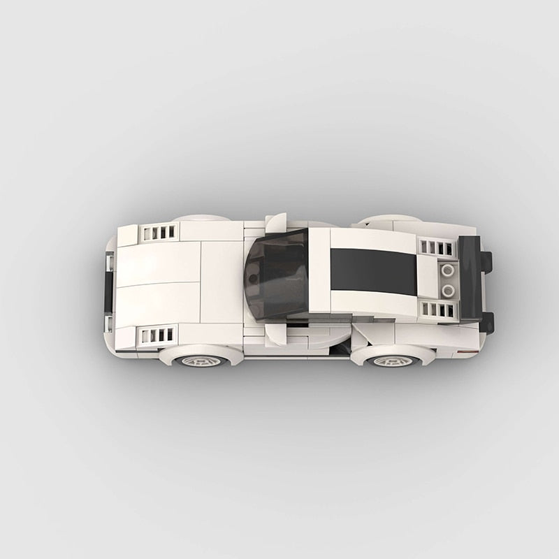 Porsche 911 Flatnose 930 brick model - display view - TheBrickTube