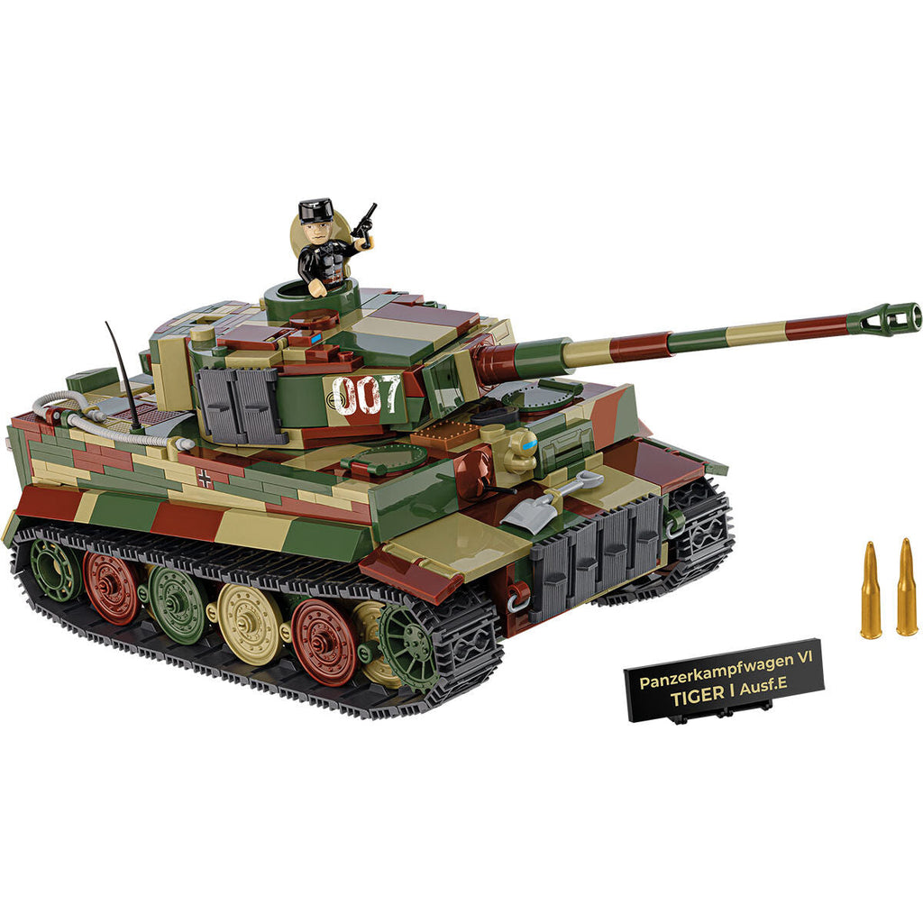 Executive Edition Panzerkampfwagen VI Tiger I Ausf. E Tank Building Set - Image 5 of 6 | TheBrickTube
