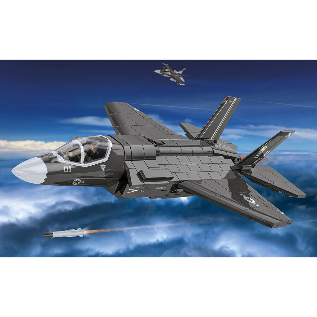 F-35B Marine Corps Lightning II Fighter Jet Building Set - Image 5 of 6 | TheBrickTube