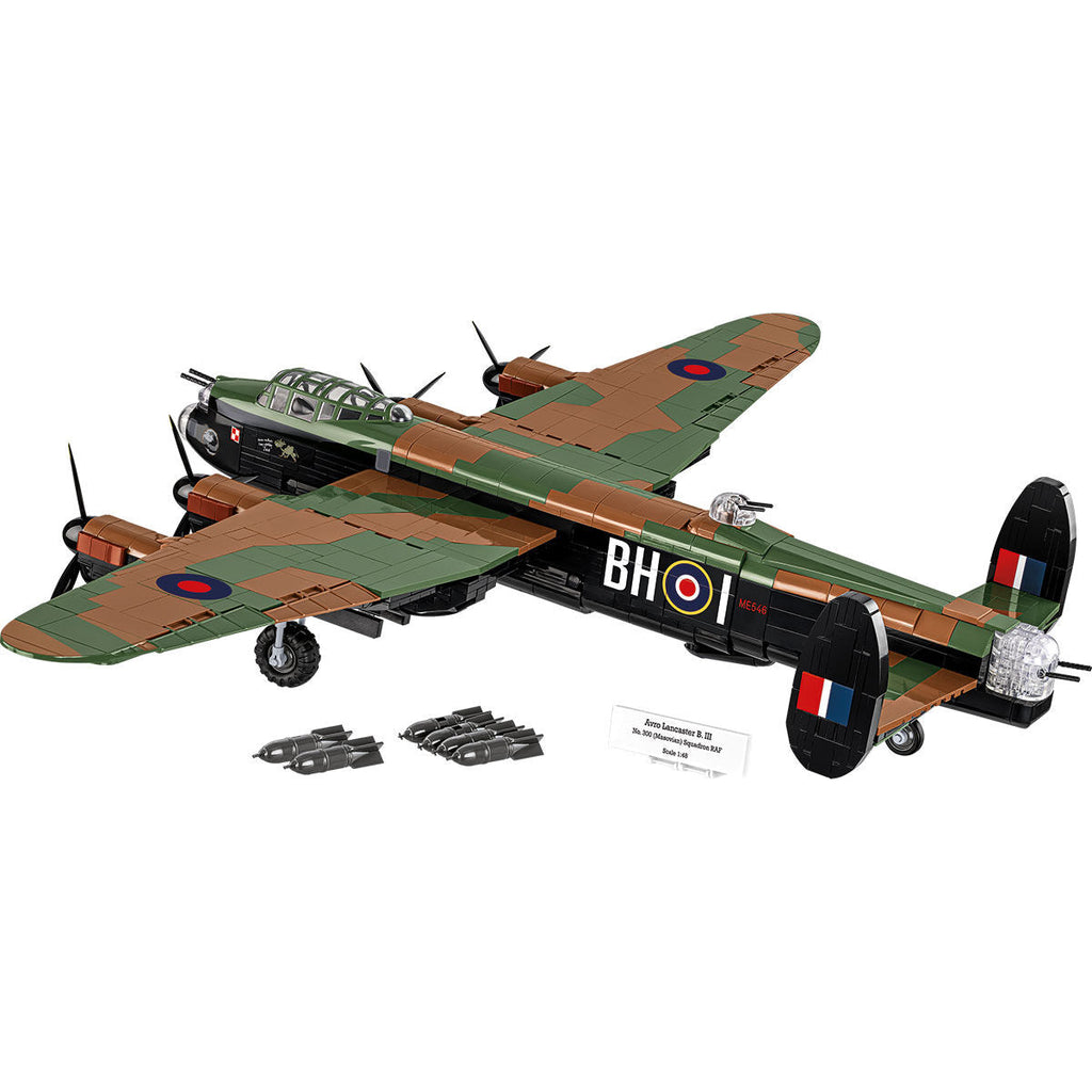 AVRO Lancaster B. III Bomber Building Set - Image 6 of 6 | TheBrickTube