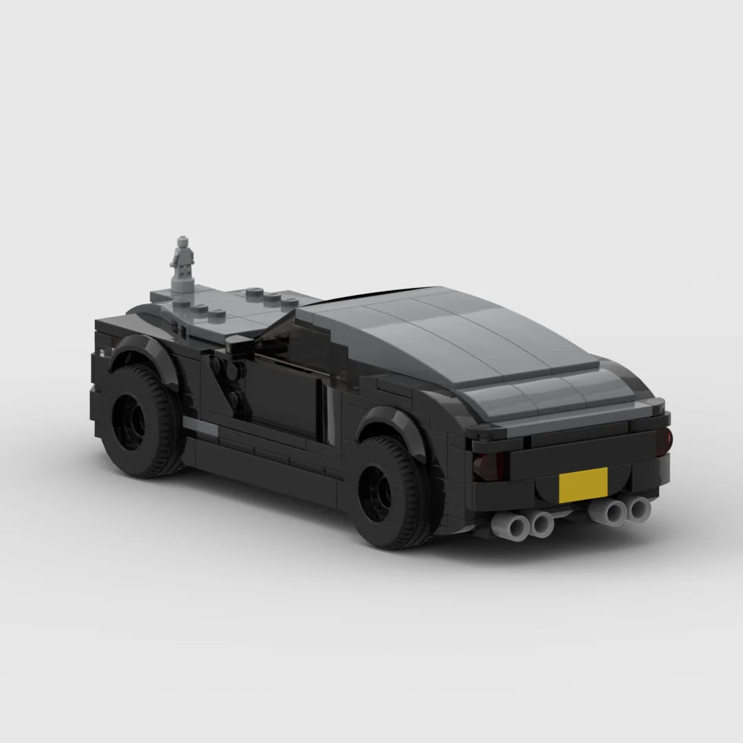 Rolls Royce Wraith brick model - three-quarter view - TheBrickTube