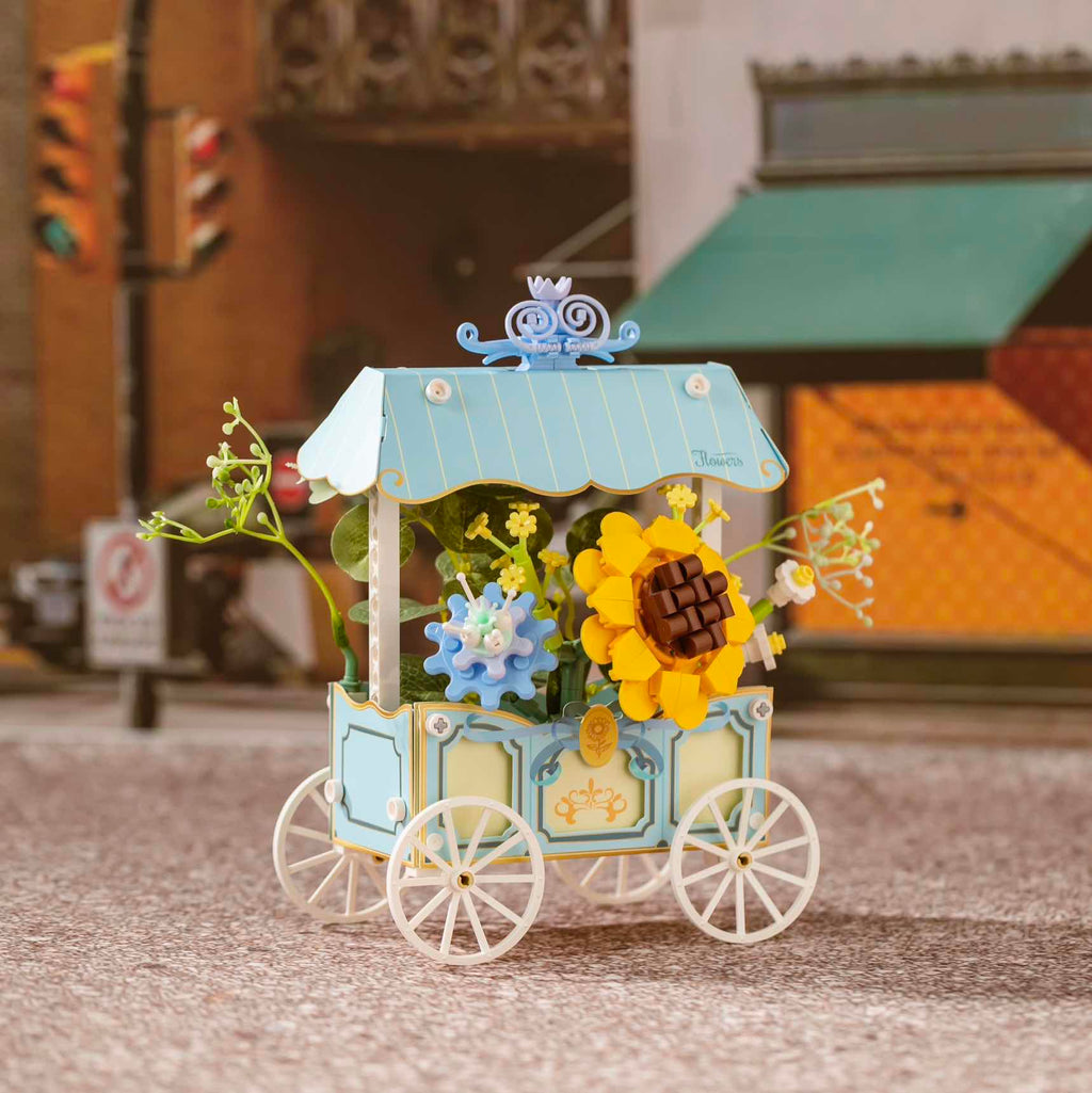 Pantasy Sunflower Cart 15026 - Image 2 of 4 | TheBrickTube
