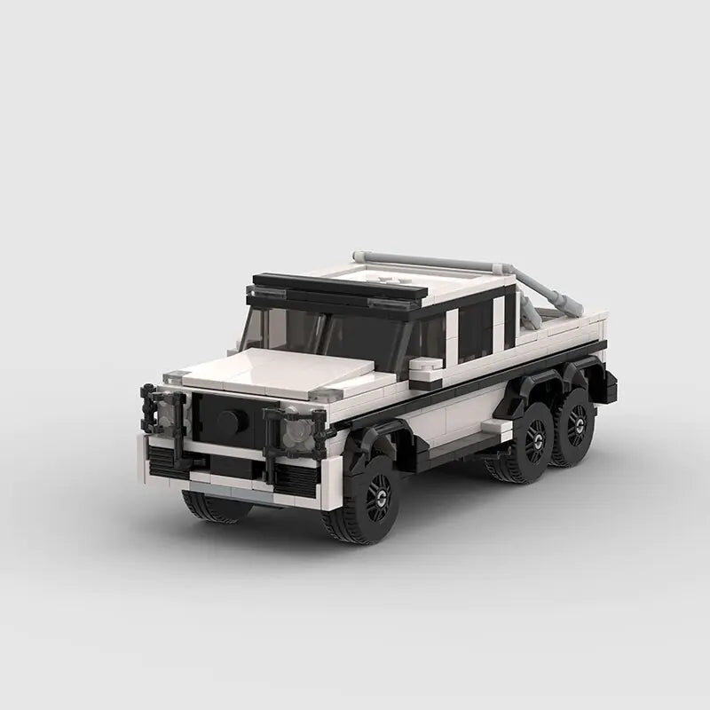 Mercedes-Benz G63 6x6 G Wagon brick model - detail close-up - TheBrickTube