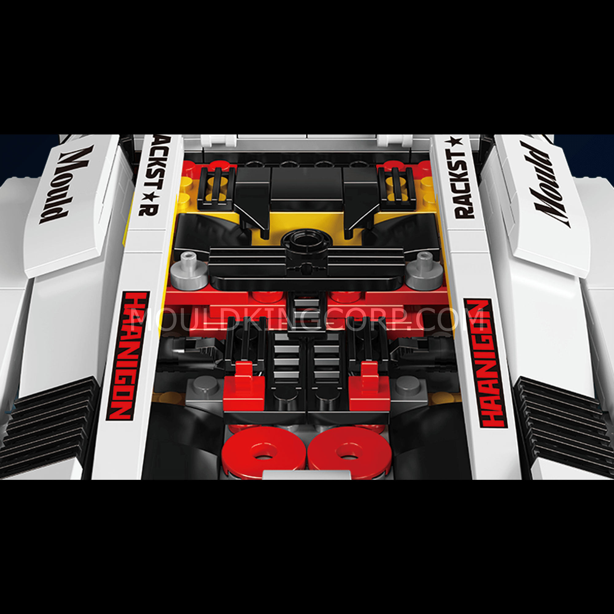 13194 Remote Controlled 80S Italian Bull Coutach | 1,384 PCS - Image 5 of 12 | TheBrickTube