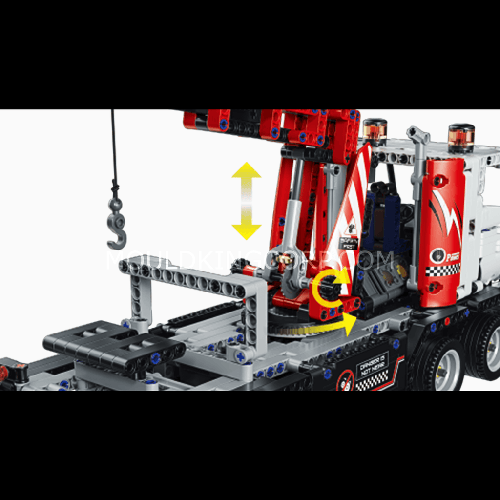 15027 Remote Control Tow Truck Building Set | 938 PCS - Image 2 of 6 | TheBrickTube