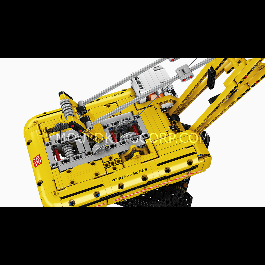 15069/15070 Crawler Crane Remote Controlled Building Set | 1,292 PCS - Image 3 of 12 | TheBrickTube