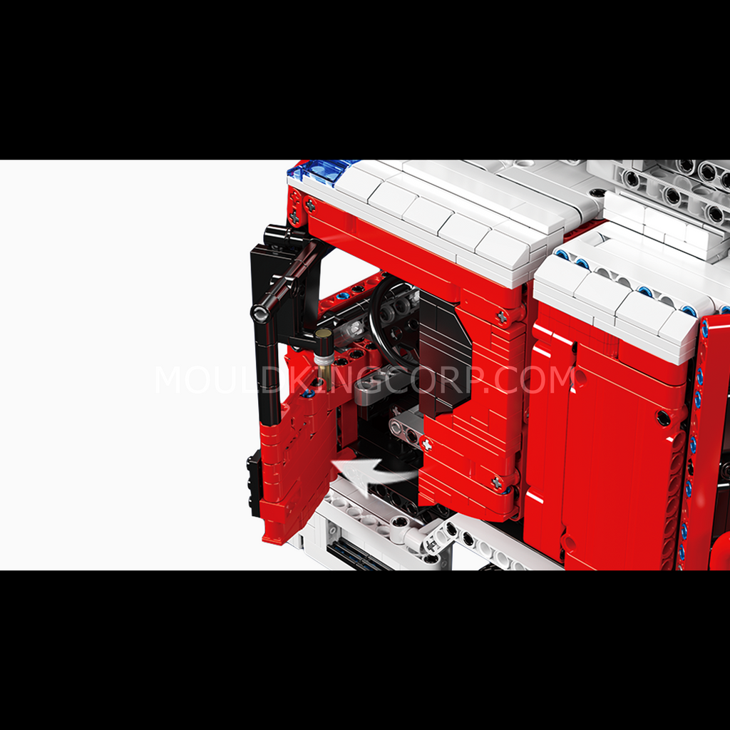 17022 Remote Controlled Firetruck Building Set | 4,886 Pcs - Image 2 of 6 | TheBrickTube