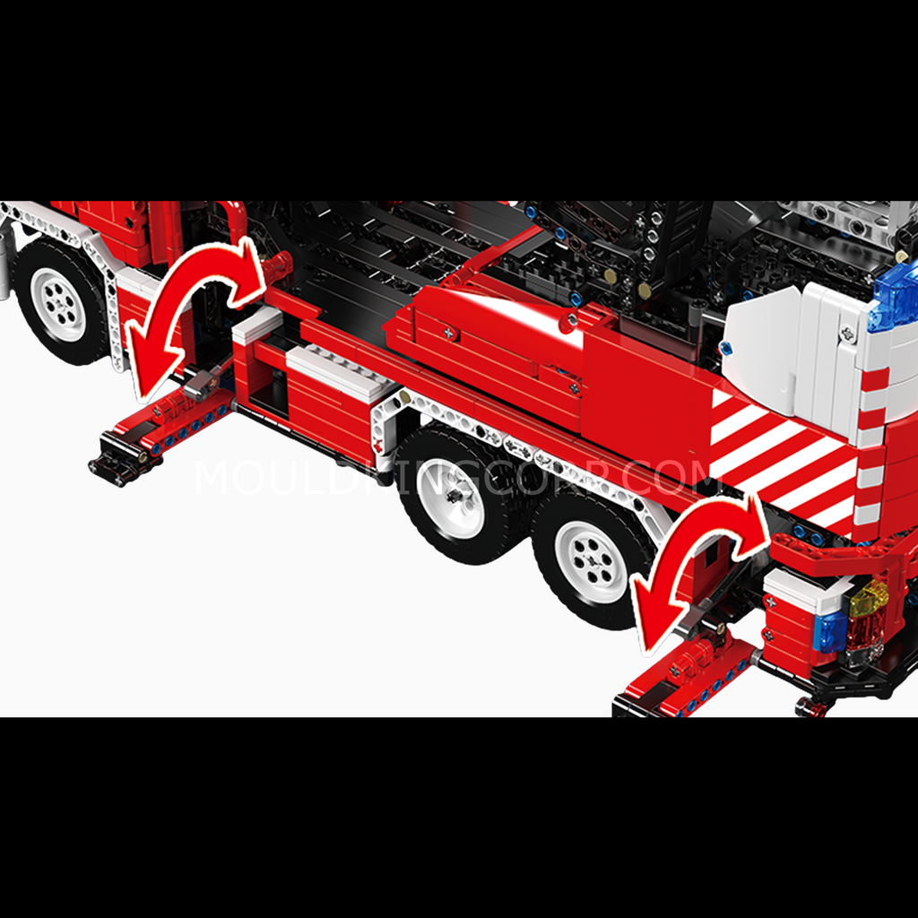 17022 Remote Controlled Firetruck Building Set | 4,886 Pcs - Image 4 of 6 | TheBrickTube