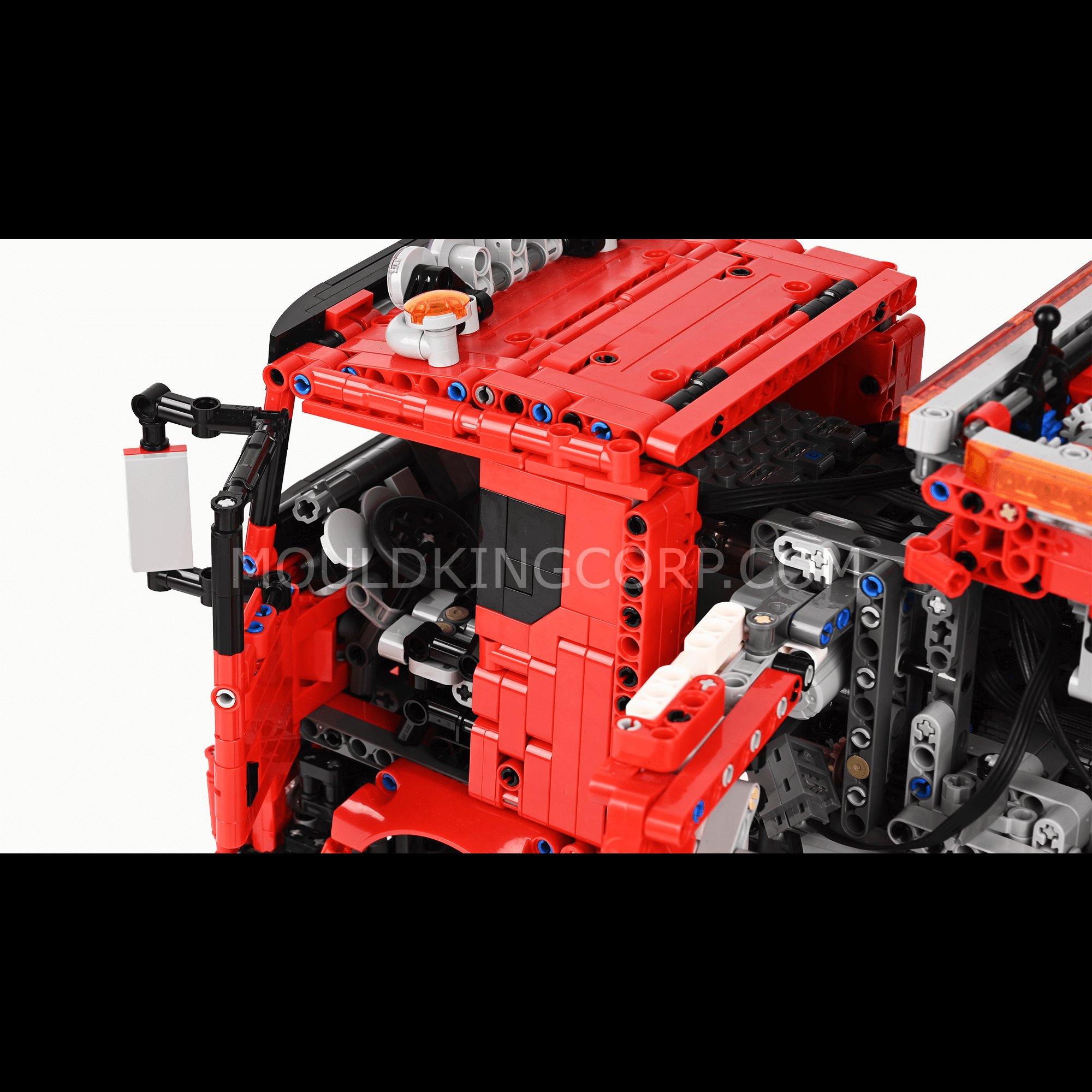17027 Remote Controlled Fire & Rescue Truck Building Set | 4,883 Pcs - Image 5 of 6 | TheBrickTube