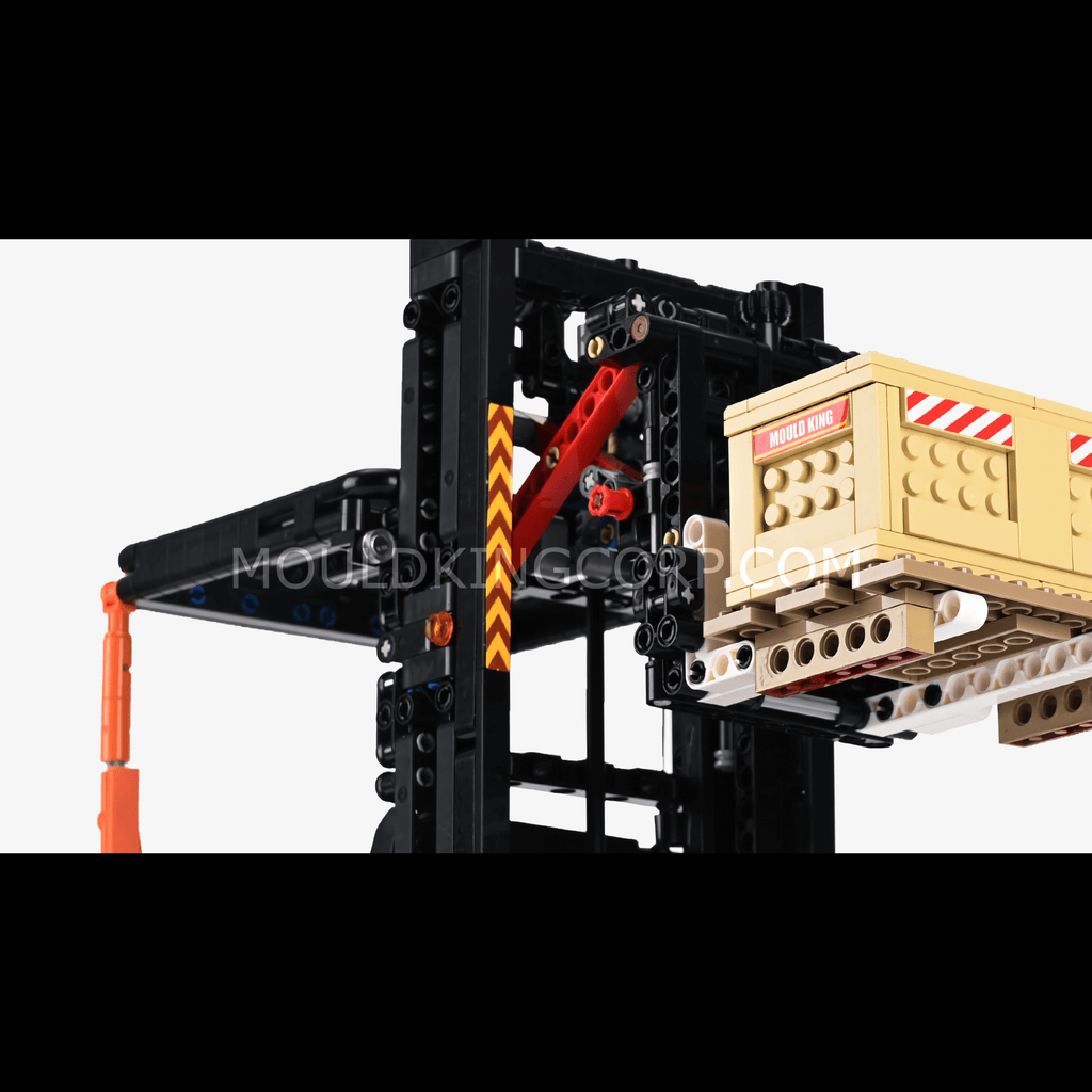 17040 Shelf Forklift Model Building Set | 1,506 PCS - Image 3 of 6 | TheBrickTube